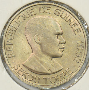 Guinea 1962 5 Francs P190408 combine shipping0